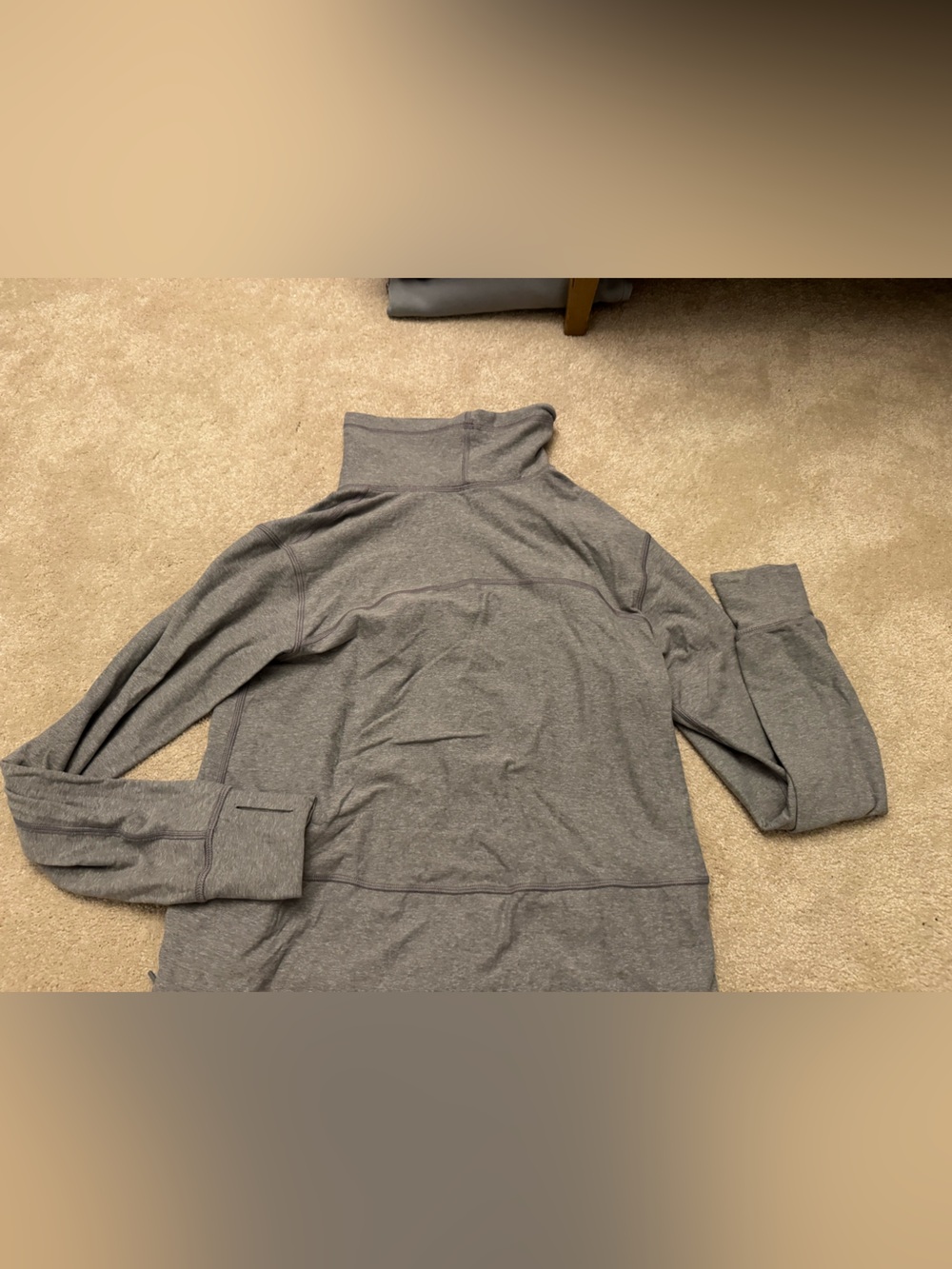 lululemon athletica Men's Grey Long-Sleeve Turtleneck Top